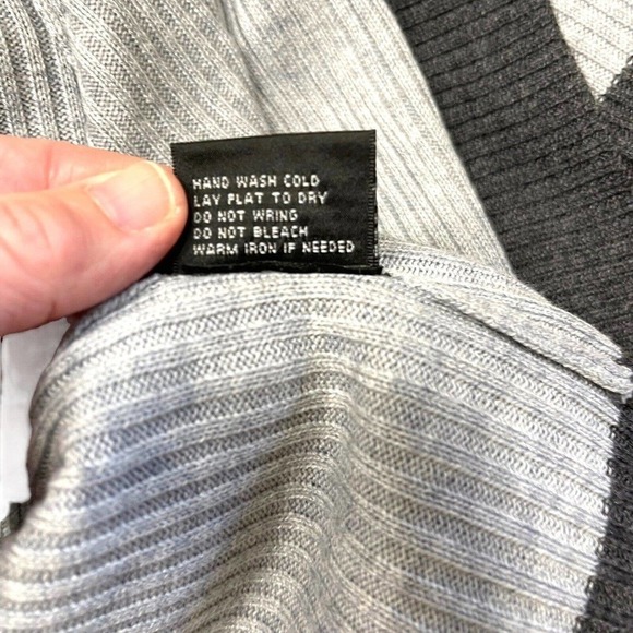 Belldini Women's Knit Sweater Gray Tie Cardigan Sz 1X Classic Career Casual - Picture 9 of 9